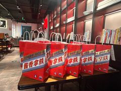 -瑞幸咖啡(东直门枢纽店)