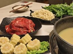 -汤宴·参须肚包鸡(南京路店)