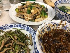生炒鱼头-广迎居老正兴菜馆