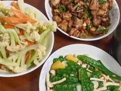 -悦芽照护月嫂+育儿嫂(杭州店)
