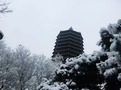 -玲珑塔公园