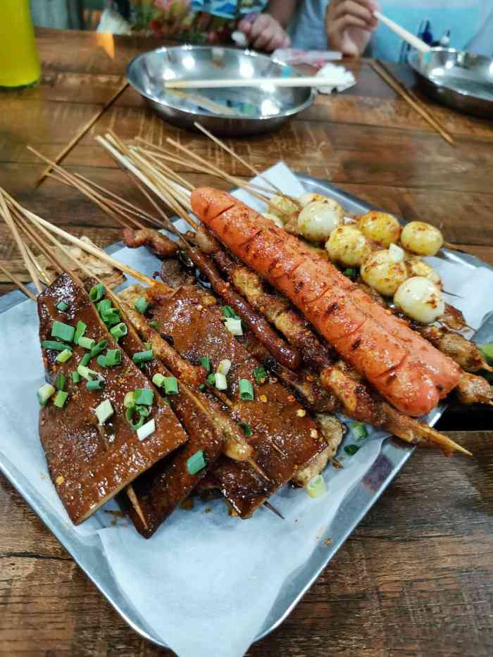 乐至烧烤(斜阳路店)-"酒香不怕巷子深,骨灰级吃货带去的,在草堂.