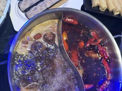 -唯爱KTV聚会餐厅(仙林东城汇店)