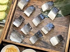 -围炉肉舍•炭烤活鳗•丹东海鲜烤肉(步行街店)