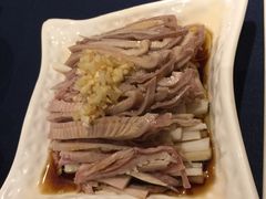 蒜泥白菜拌肚丝-老吉士酒家(天平路店)