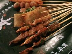 -何师烧烤Pro ·江湖川菜·小龙虾·精酿(太古里旗舰店)