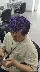 -艺时·漂发·染发·烫发店