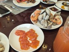 -南湖名都·景湖轩全日制餐厅·海鲜自助·东南亚风味·临湖而食