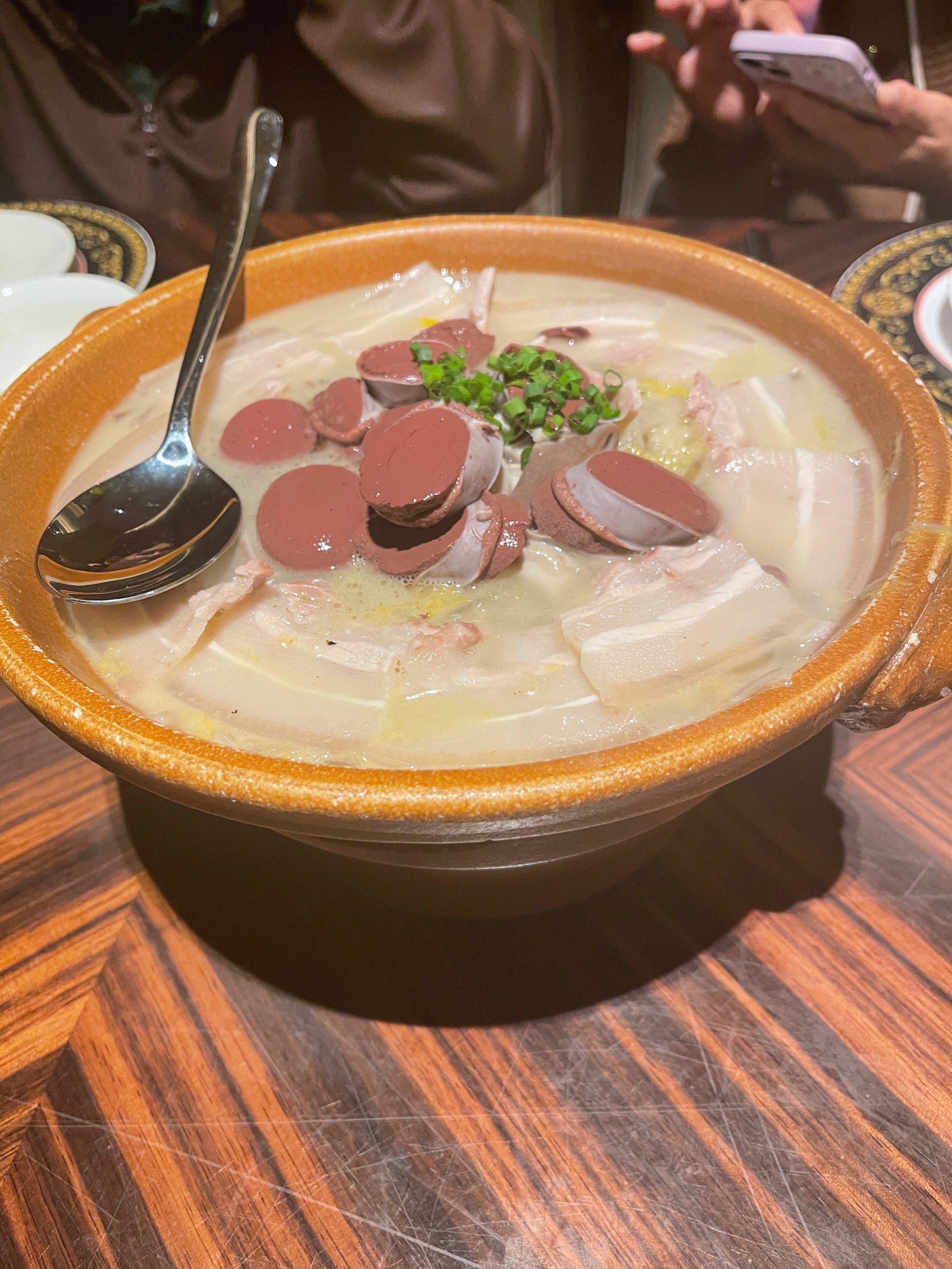 天天饮食酸菜白肉图片