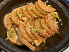 砂锅芋头煲-旺角小渔村·海肠捞饭开创者(环山路店)
