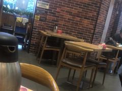 大堂-裕记烧腊连锁餐饮(国商分店)