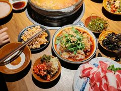 -贵厨酸汤牛肉(花果园国际中心店)