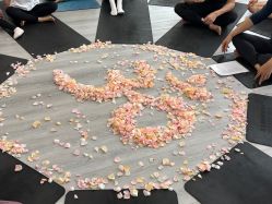 -亚太瑜伽普拉提学院