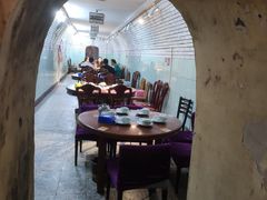 -洞庭洲·防空洞火锅·烧烤·铜锅涮肉(新百广场店)