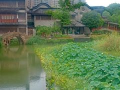 -沣峪森林公园龙潭戏水景区