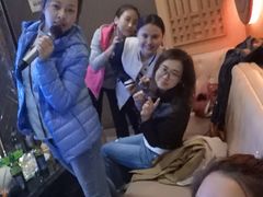 -GAGA主题量贩式KTV平价店(工大店)