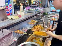 -老街烧烤大排档·地道湖北菜·龙虾馆(汉口火车站店)