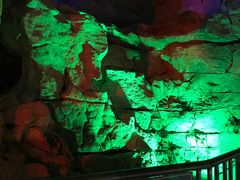 -泰安地下龙宫景区