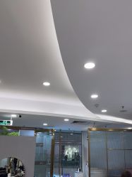 -八佰伴8008星级形象店