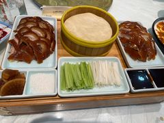 尊贵烤鸭-六和聚传统烤鸭.天津菜(和平店)