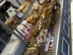 面包甜点陈列柜-BreadTalk面包新语·烘焙蛋糕(广州白云五号店)