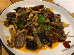 -十三式重庆江湖菜(金茂览秀城店)