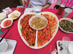 -龙巢盱眙龙虾·牛蛙·烧烤宵夜(八卦岭店)