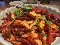 -大头虾越式风味餐厅(光明广场店)