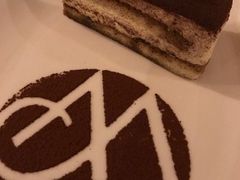 -WOLFGANG PUCK KITCHEN & BAR(迪士尼小镇店)