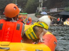 -安吉龙王山峡谷漂流