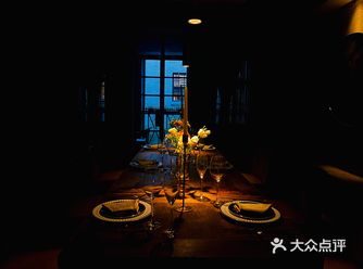 打卡一家5000人均的餐厅  需要提前预约