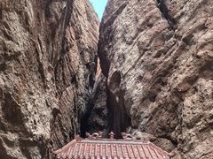 -天山神秘大峡谷