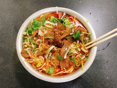 -薛记襄阳香辣牛肉面(平安路店)