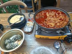 -吴草鸡爪오초닭발韩食堂(融恒盈嘉中心店)