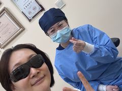 -瑞尔齿科(颐堤港诊所)