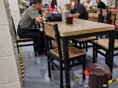 大堂-吕记清真美食城(永兴服装街店)