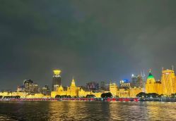 -Doris一站式游轮婚礼船东直营店(外滩店)