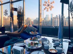 -The ROOF (通盈中心店)