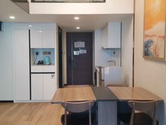 -铂斯登行政公寓(深圳北站汇隆中心店)