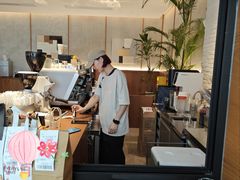 -YOLO COFFEE悠乐咖啡