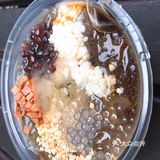 这家冰粉味道还不错，红豆醪糟我的最爱！