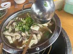 -大众跷脚牛肉馆·非遗传承单位(峨眉山店)