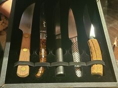 -恰餐厅及酒吧 CHAR Bar & Grill (北京丽都皇冠假日店)