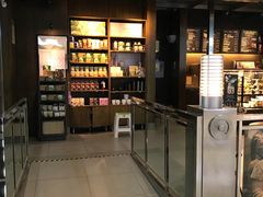 门面-星巴克(西安机场1店T3到达店)