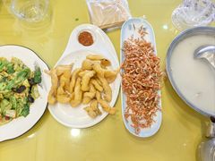 -雪湖煜辰鱼头老店(雪野湖店)