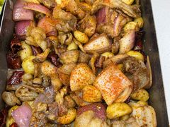 -老东镇啤酒屋海鲜加工·蒸汽海鲜·海鲜烧烤(台东店)