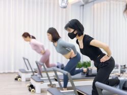 -莫纳瑜伽·普拉提