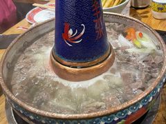 -毛辣果·贵州红酸汤牛肉火锅(西单店)