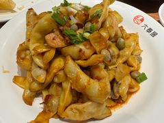 -六泰居·尔滨地标·东北菜(松北店)