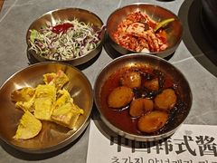 -草家酱蟹炭火烤肉店(珲春南路一店)